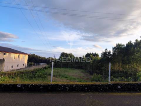 Terreno urbano na freguesia da terra-chã – 1.000 m²