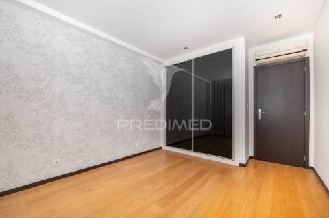 Apartamento t3 - lamaçães