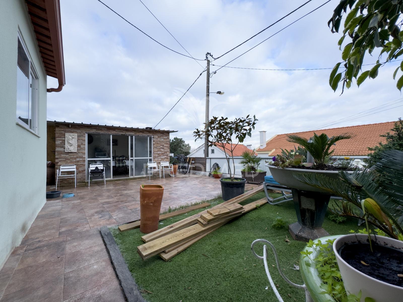 Moradia térrea t4 em localização priveligiada