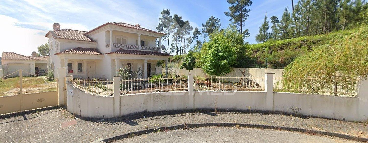 Moradia v4 em ourém