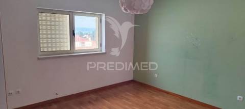 Moradia v4 em ourém