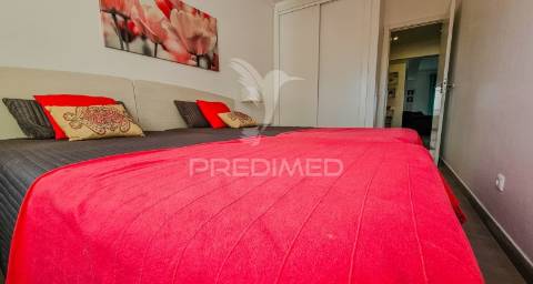 Apartamento t2 com piscina e vista mar , praia da rocha