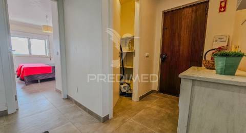 Apartamento t2 com piscina e vista mar , praia da rocha