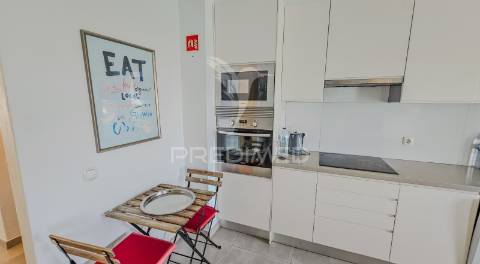 Apartamento t2 com piscina e vista mar , praia da rocha