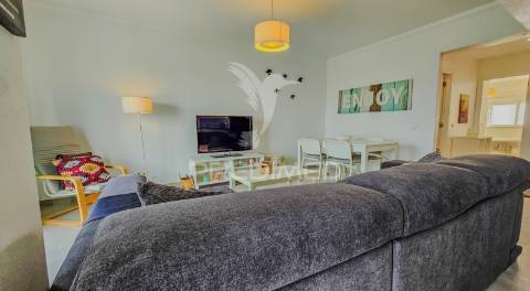 Apartamento t2 com piscina e vista mar , praia da rocha