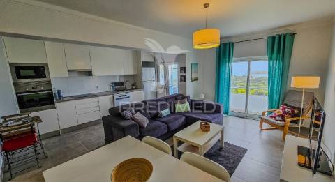 Apartamento t2 com piscina e vista mar , praia da rocha