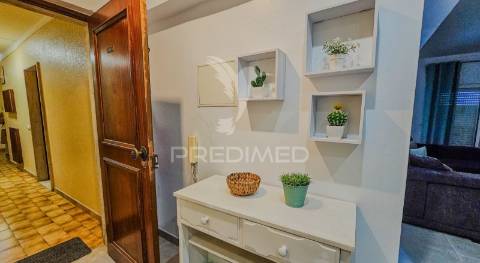 Apartamento t2 com piscina e vista mar , praia da rocha