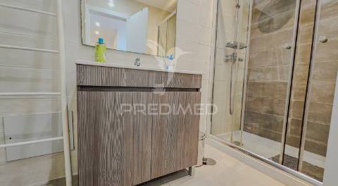 Apartamento t2 com piscina e vista mar , praia da rocha