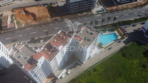 Apartamento t2 com piscina e vista mar , praia da rocha
