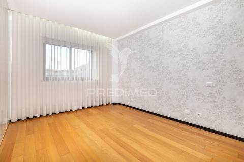 Apartamento t3 - lamaçães