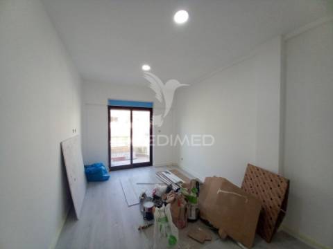 Vende se t3 duplex- costa da caparica  450.000€