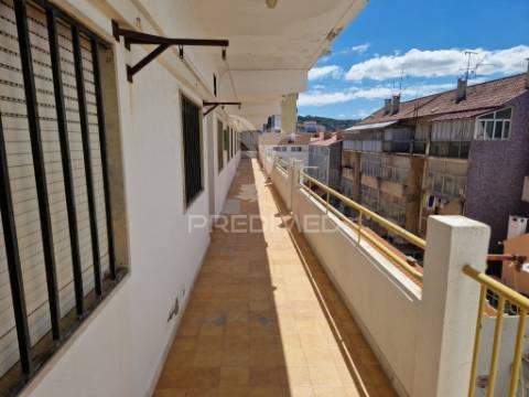 Vende se t3 duplex- costa da caparica  450.000€
