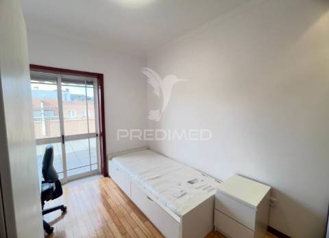 T4 centro de v n famalicão