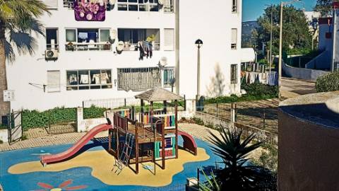 Apartamento t3 em paderne - pronto a habitar