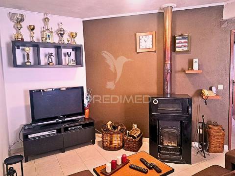 Apartamento t3 em paderne - pronto a habitar