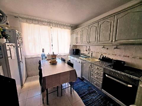 Apartamento t3 em paderne - pronto a habitar