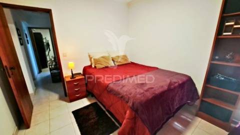 Apartamento t3 em paderne - pronto a habitar