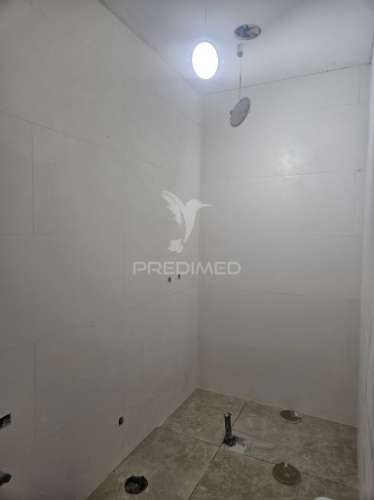 Vende se t2 cova da piedade  305000€