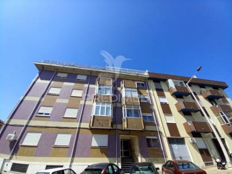 Vende se t2 cova da piedade  305000€