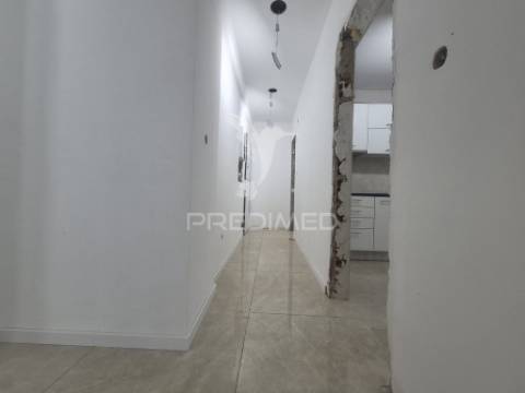 ? apartamento t2 em póvoa de santo adrião, odivelas