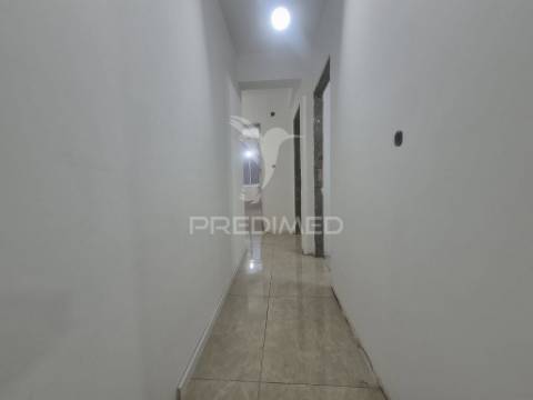 ? apartamento t2 em póvoa de santo adrião, odivelas