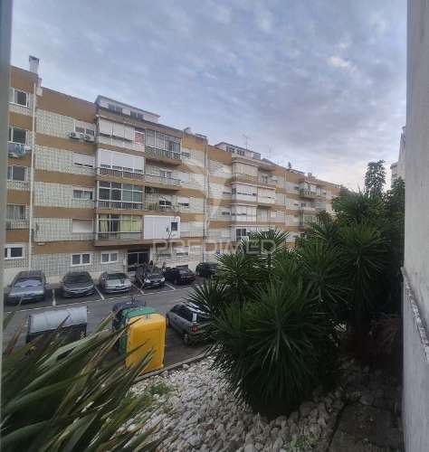 ? apartamento t2 em póvoa de santo adrião, odivelas