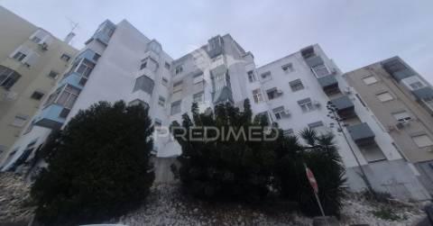 ? apartamento t2 em póvoa de santo adrião, odivelas