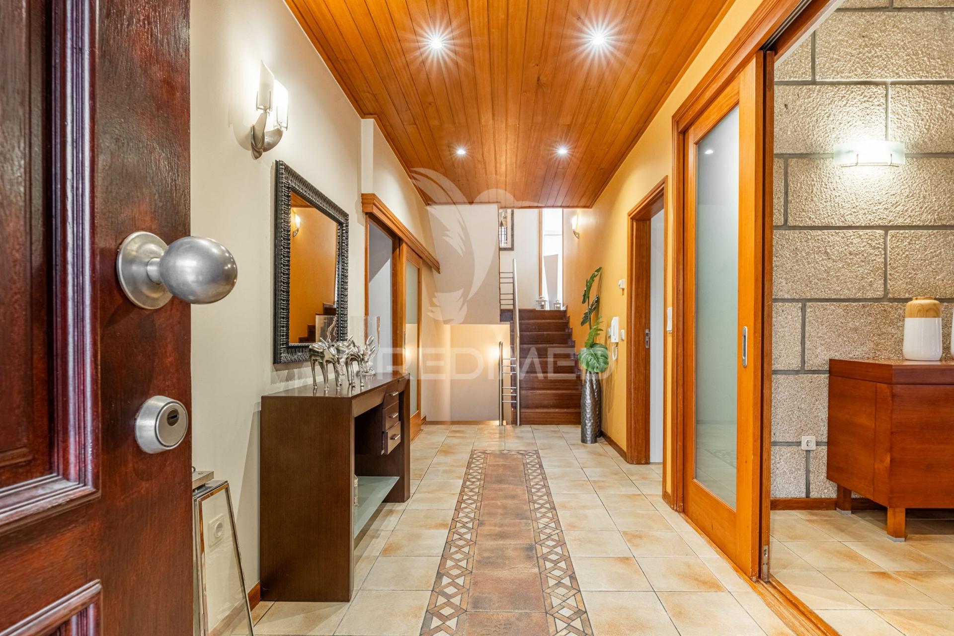 Moradia t5 à venda em são pedro d’este – braga