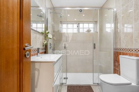 Moradia t5 à venda em são pedro d’este – braga