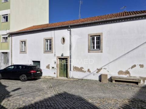 Casa centenária com charme na serra da estrela – fundão