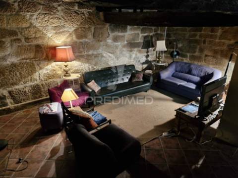 Casa centenária com charme na serra da estrela – fundão