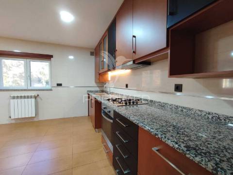 Apartamento t2 no centro da cidade da guarda