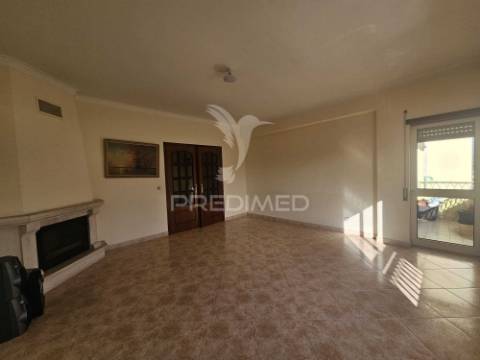 Apartamento t2 para arrendamento