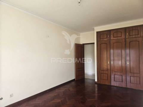 Apartamento t2 para arrendamento