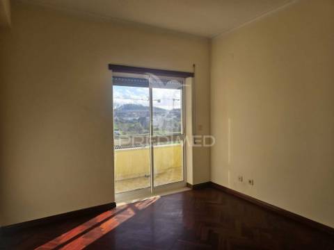 Apartamento t2 para arrendamento