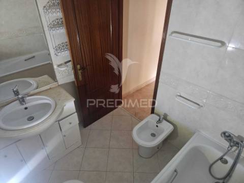 Apartamento t2 para arrendamento