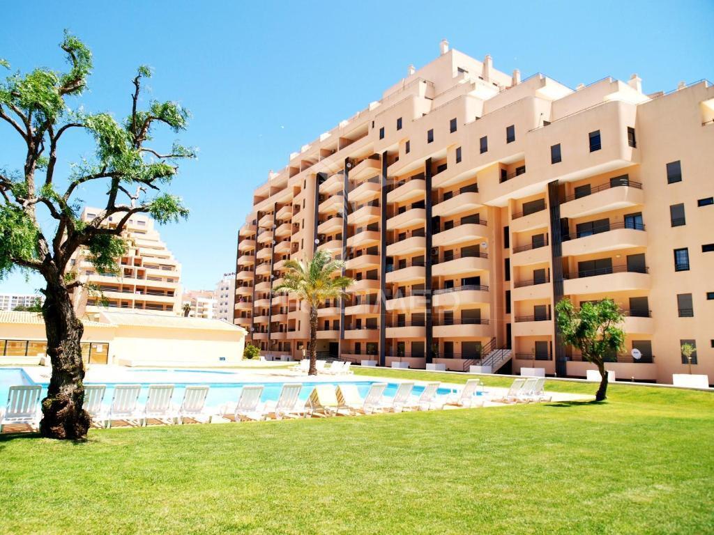 Apartamento t1 à venda na praia da rocha – condomínio paraíso sol da rocha