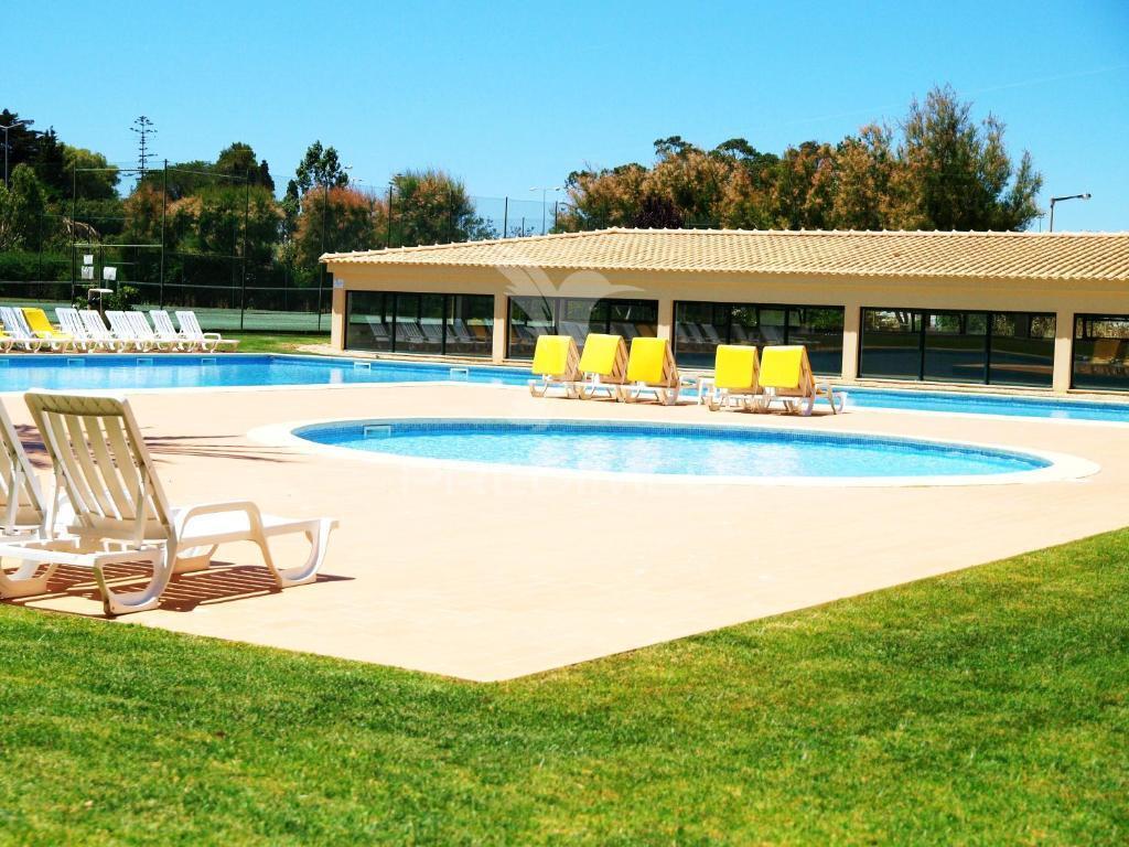 Apartamento t1 à venda na praia da rocha – condomínio paraíso sol da rocha