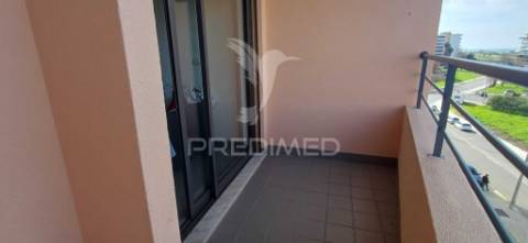 Apartamento t1 à venda na praia da rocha – condomínio paraíso sol da rocha