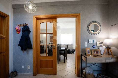 Moradia t4 com garagem - vale dos choupos - azeitão