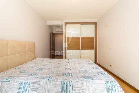 Apartamento t3 com parqueamento . montijo