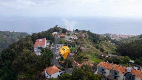 Terreno para construção no caniço