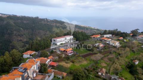 Terreno para construção no caniço
