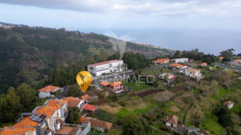 Terreno para construção no caniço