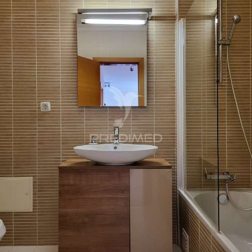 Apartamento t1 com piscina e garagem perto da praia da rocha