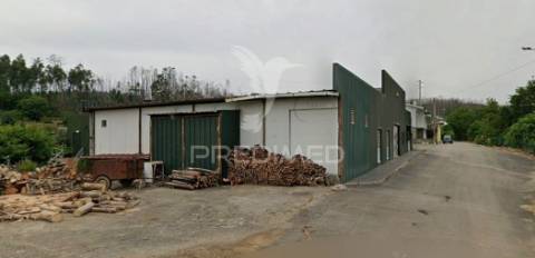 Armazém com 2.115 m² em préstimo, águeda