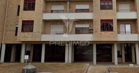 Loja c/ 105m2 - ovar