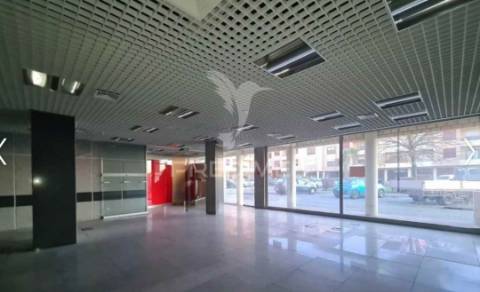 Loja c/ 105m2 - ovar