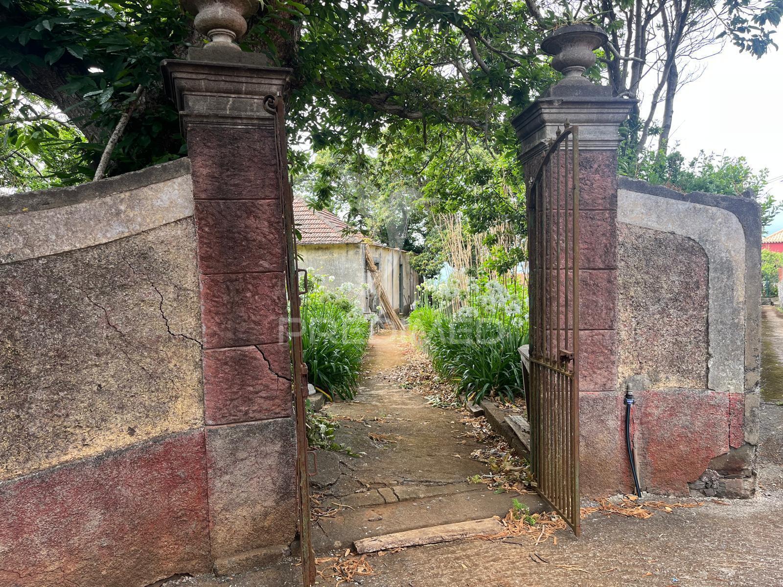 Quinta centenária na ponta do pargo – oportunidade única junto ao futuro campo de golfe