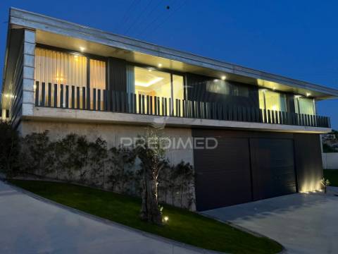 Moradia de luxo t3 com três suítes em dume, braga